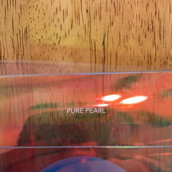 Becca Pearl Glow Luster Glow Powder Pure Pearl - Picture 5 of 12